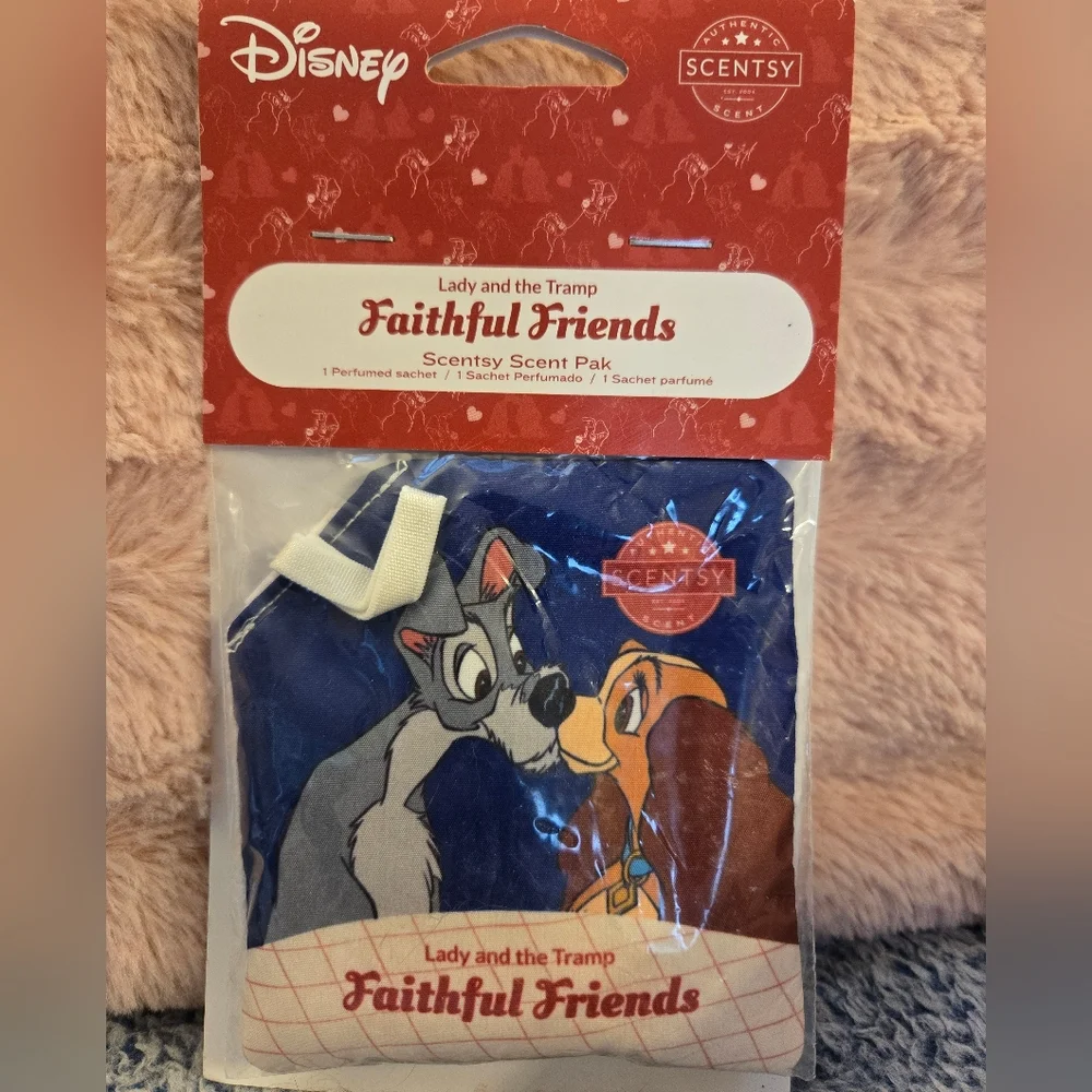 Scentsy Brand Disney Collection Scent Paks Set Of 4 - Picture 3 of 5